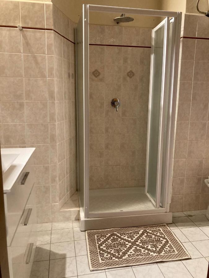 Great Studio Apartment In The Heart Of К'янні Екстер'єр фото